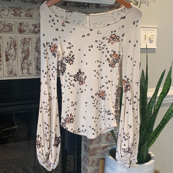 Free People Bell Sleeve Shirt - Picture 4 of 8